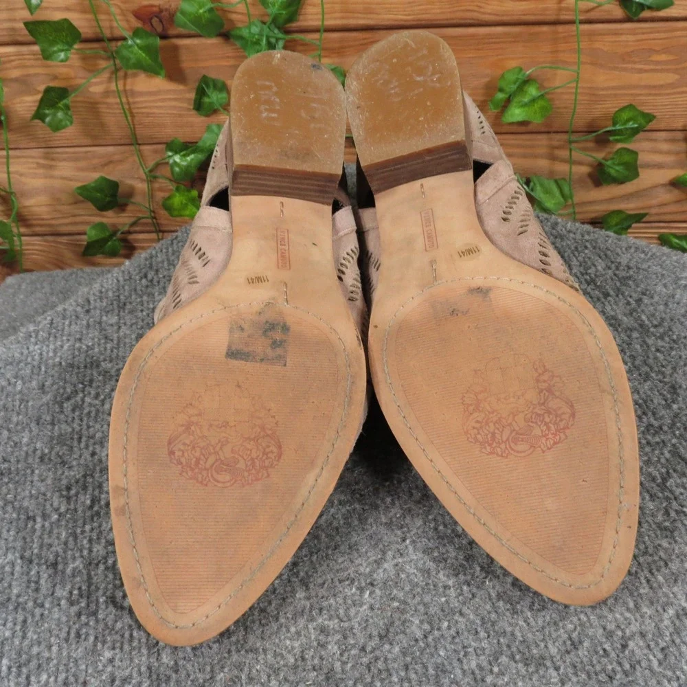 Vince Camuto these vince